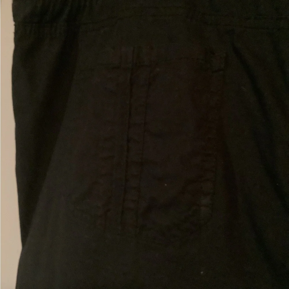 one 5 one Black Capris - Picture 6 of 8